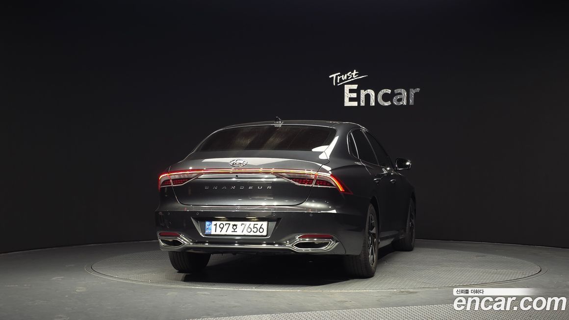 Hyundai Grandeur 2022