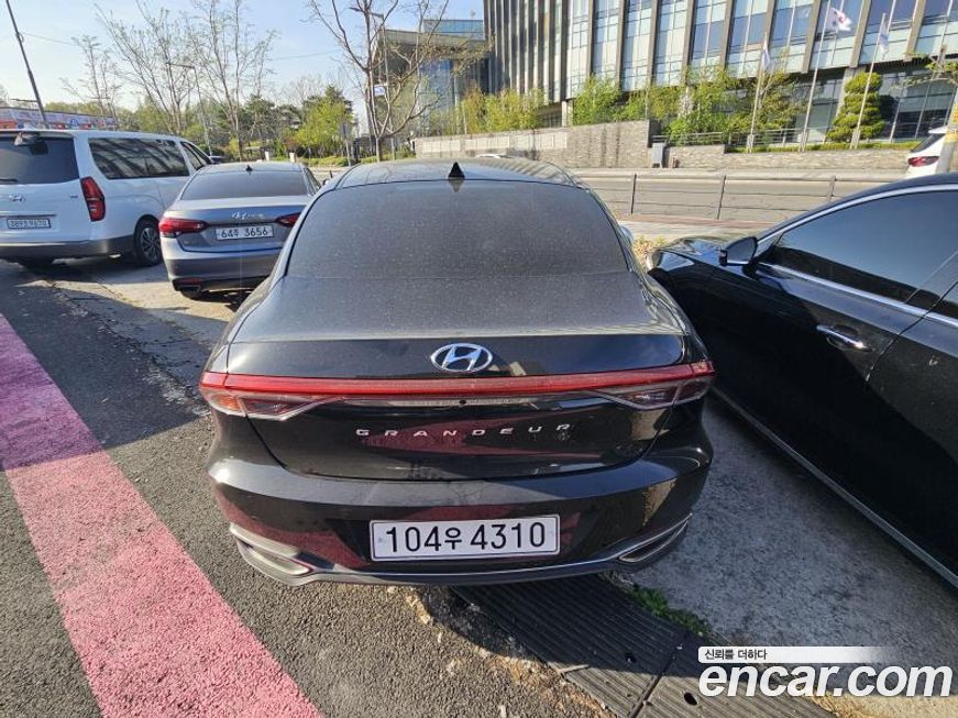Hyundai Grandeur 2022