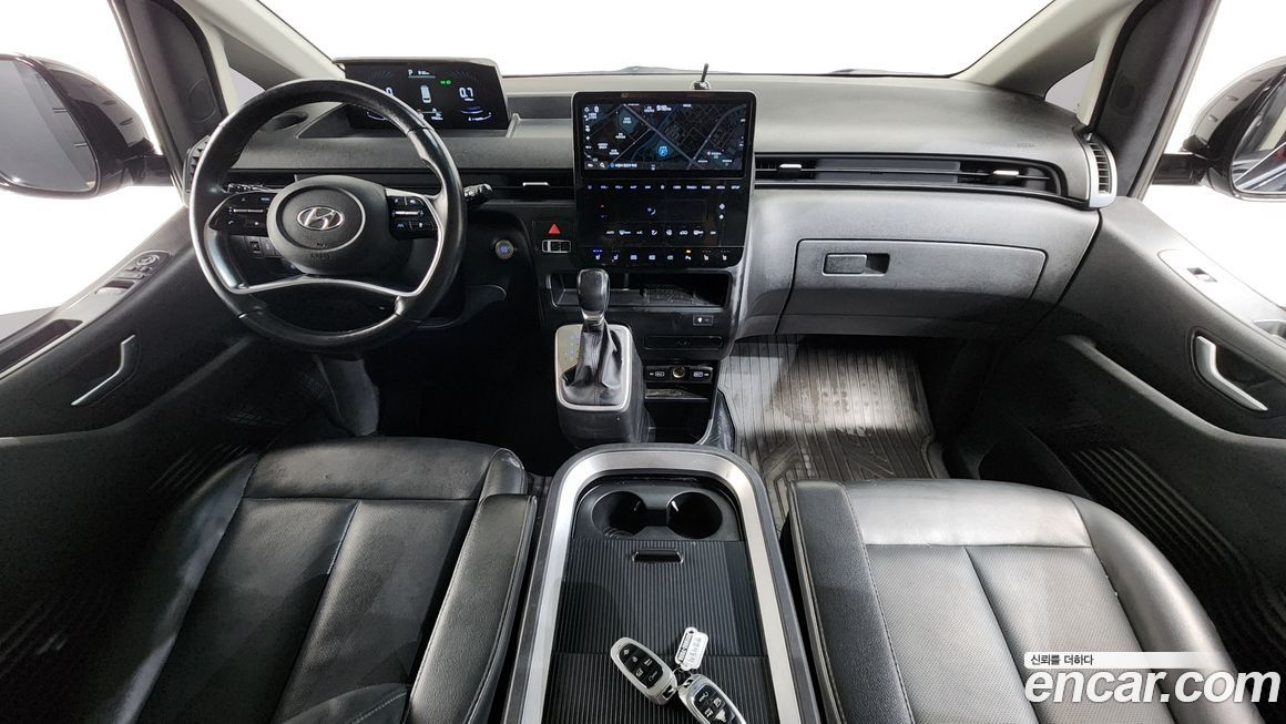 Hyundai Staria 2022
