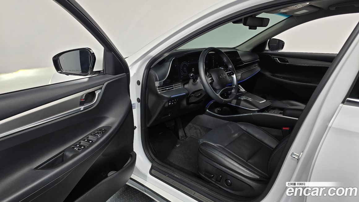 Hyundai Grandeur 2020