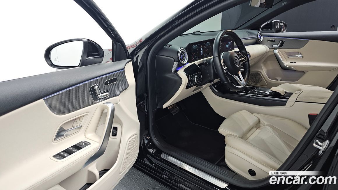 Mercedes-Benz A-Class 2022