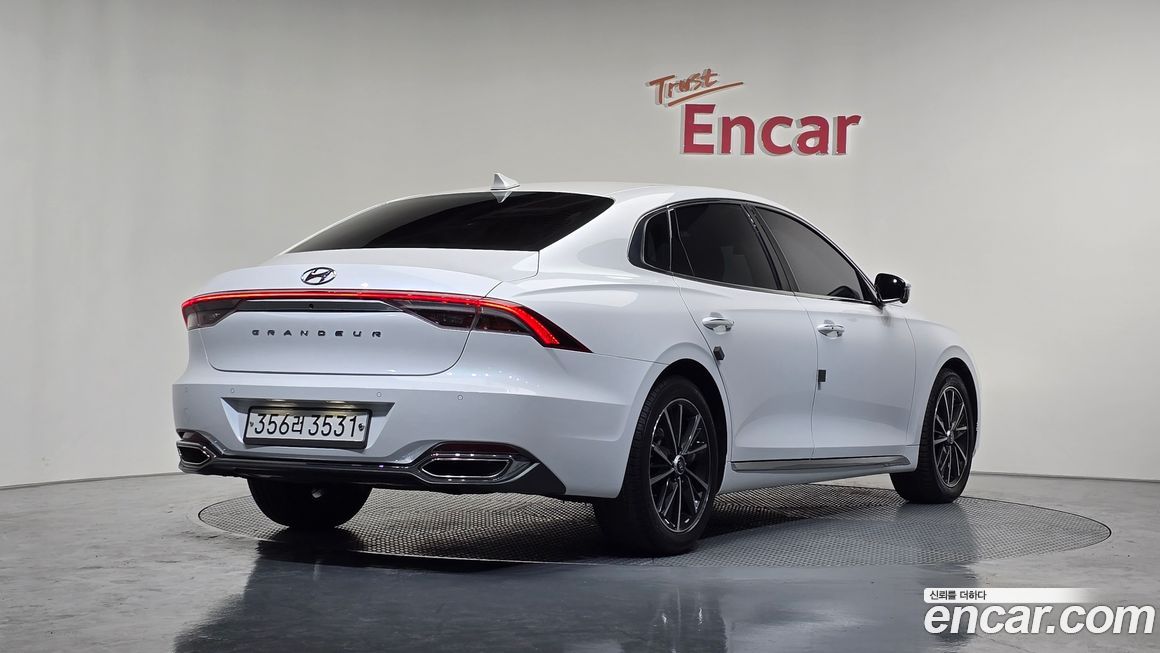 Hyundai Grandeur 2020