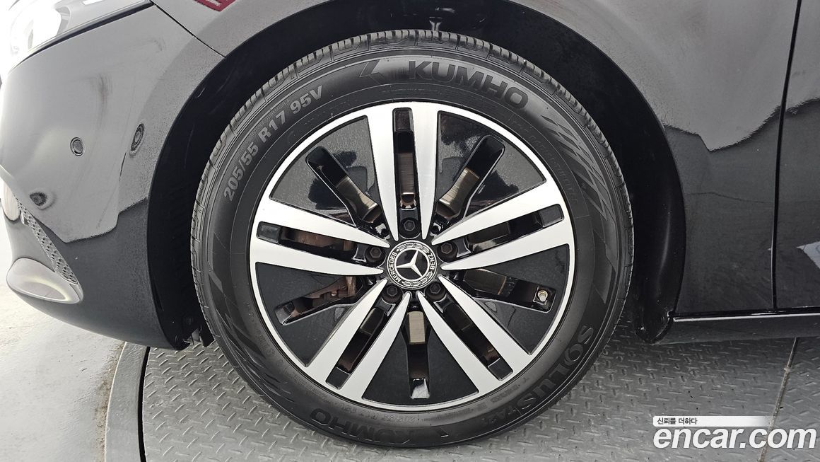 Mercedes-Benz A-Class 2022