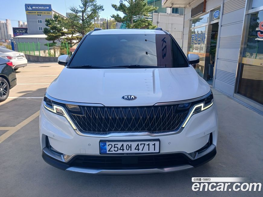 Kia Canival 2021