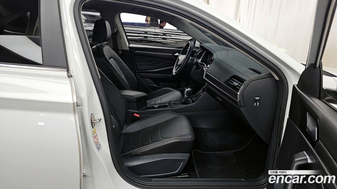 Volkswagen Jetta 2023