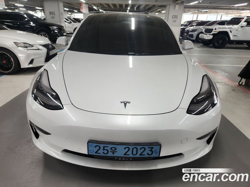 Tesla Model 3 2020