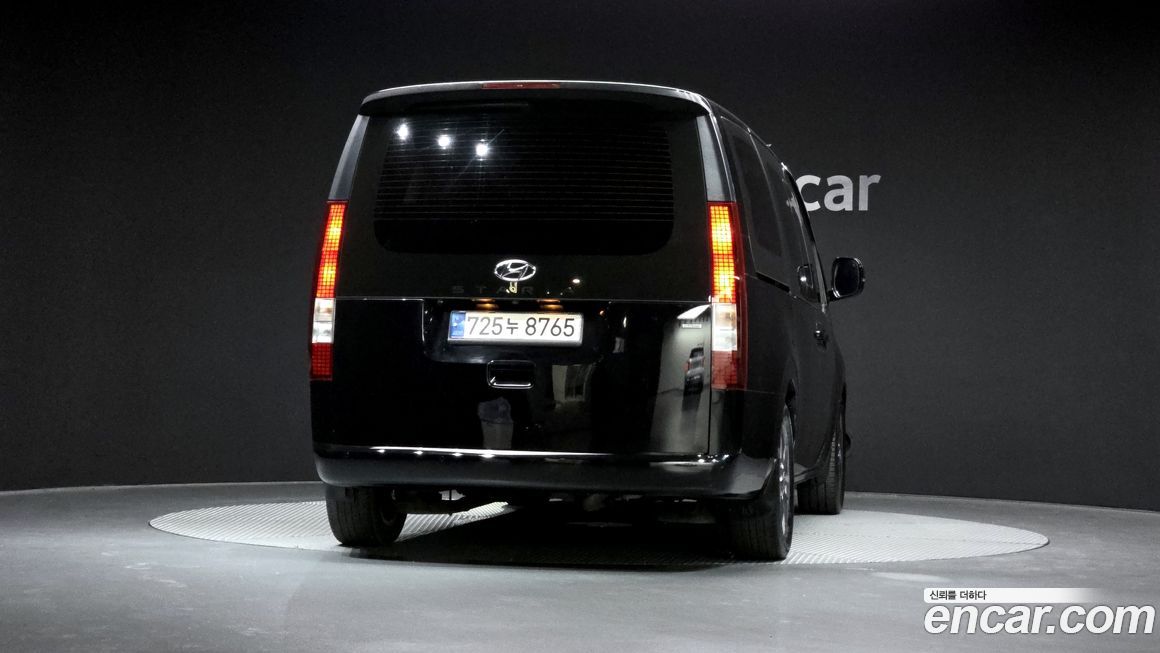 Hyundai Staria 2023