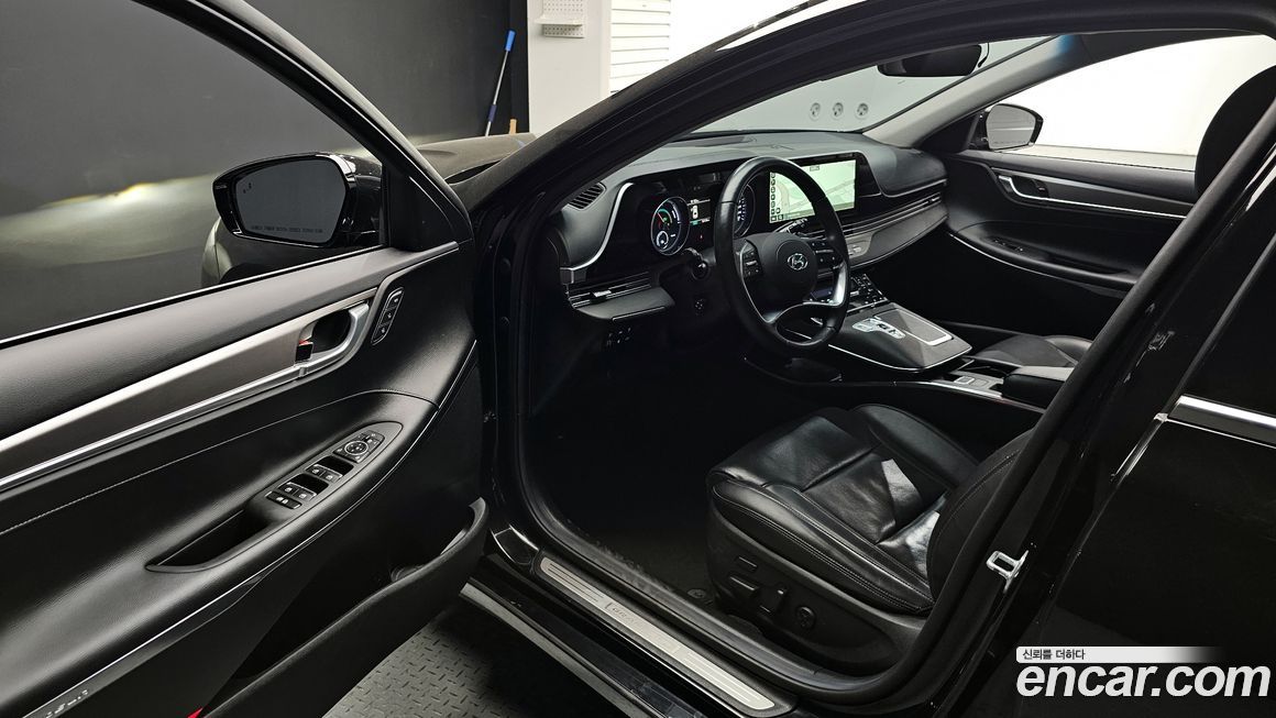 Hyundai Grandeur 2021