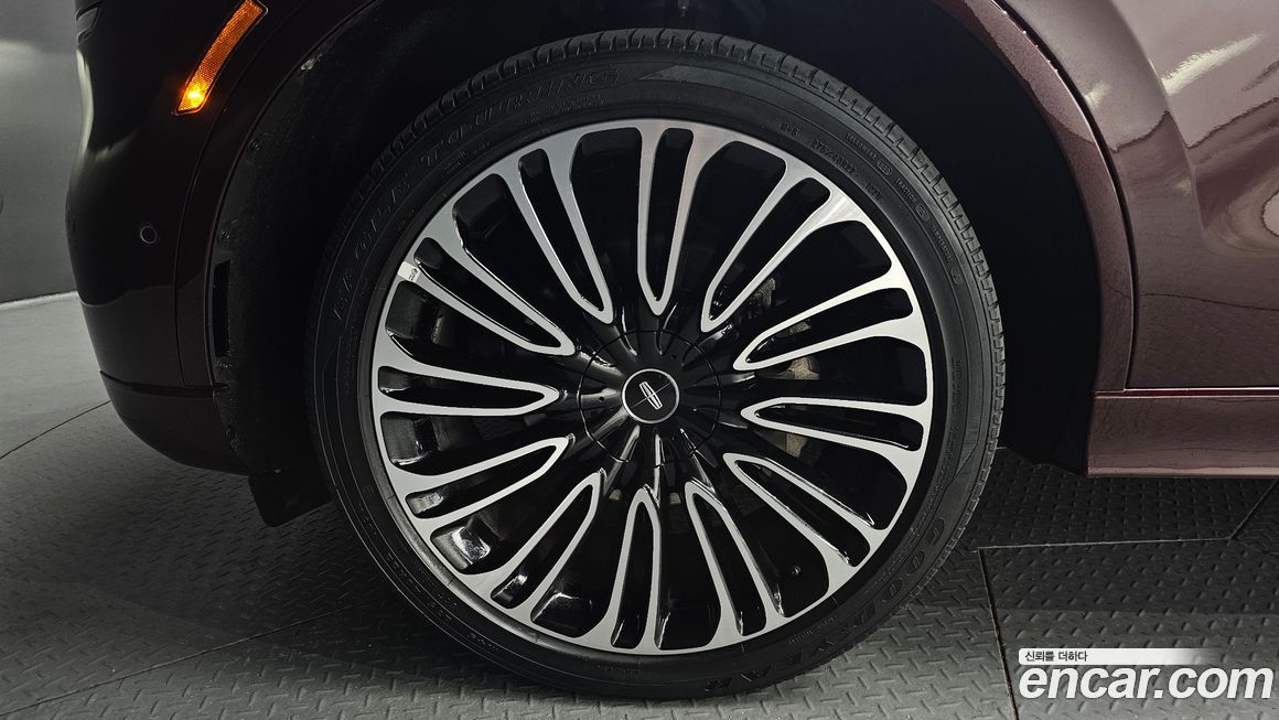 Lincoln Aviator 2021