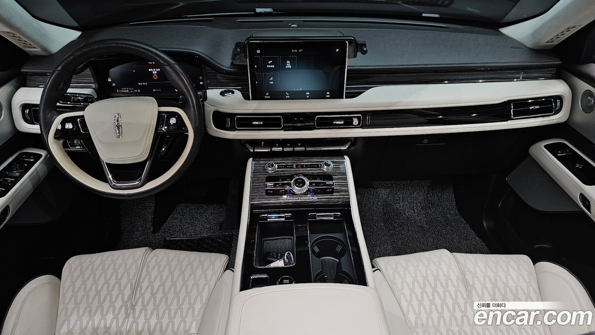 Lincoln Aviator 2021