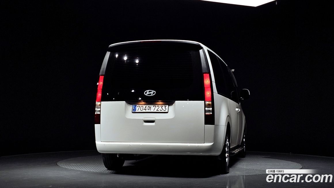 Hyundai Staria 2025