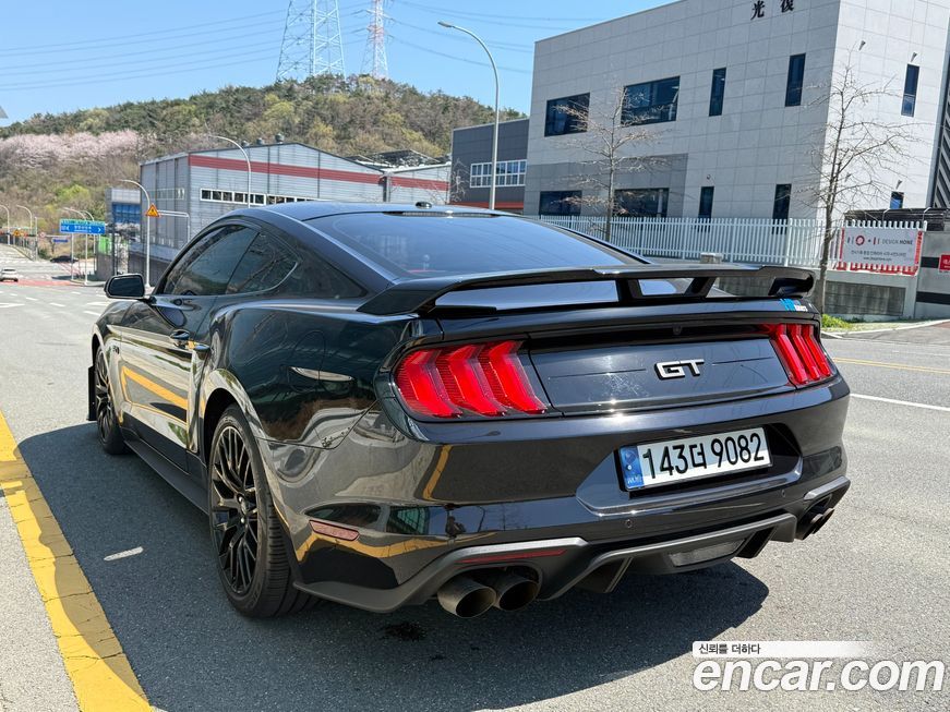 Ford Mustang 2019