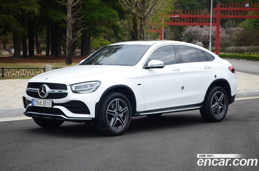 Mercedes-Benz GLC-Class 2021