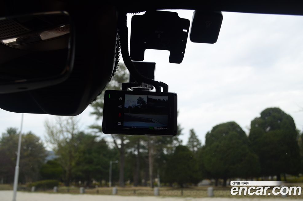 Mercedes-Benz GLC-Class 2021