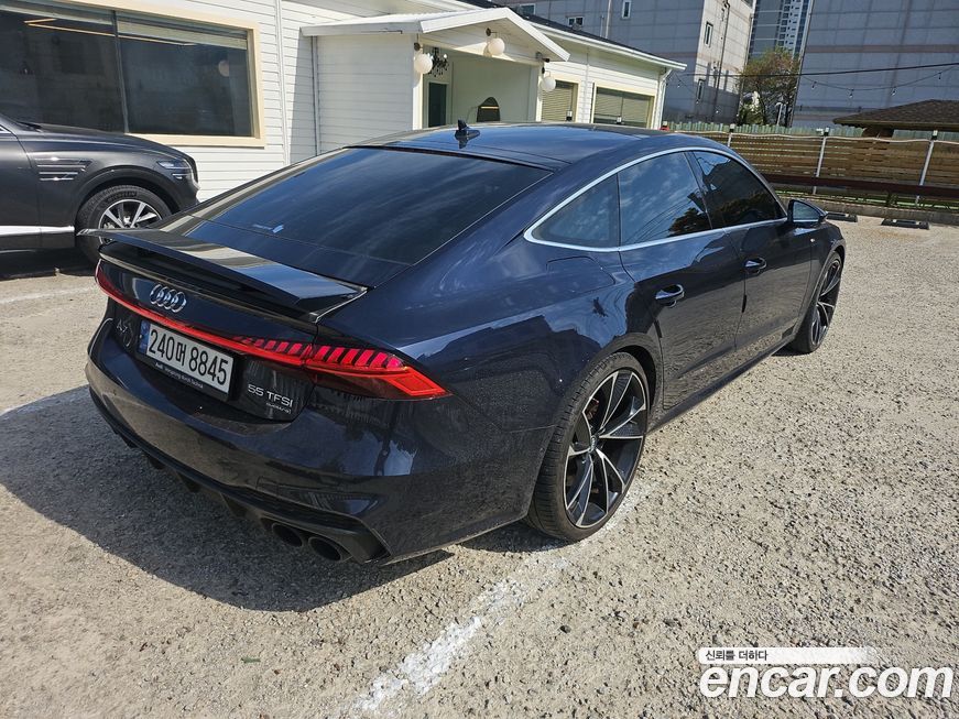Audi A7 2021