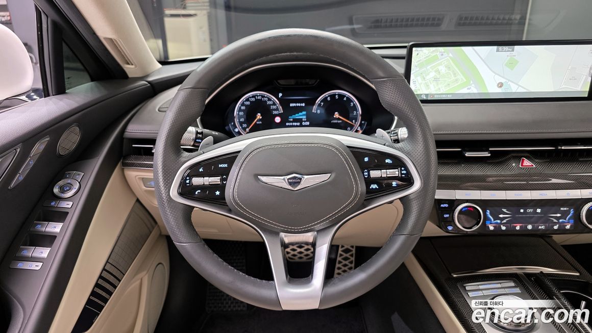 Genesis G80 2023