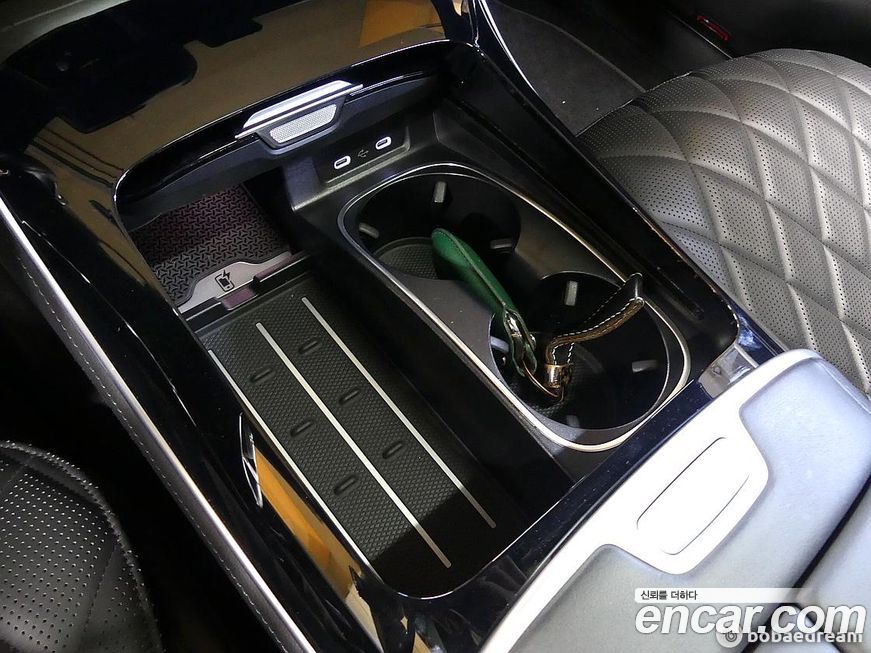 Mercedes-Benz S-Class 2022