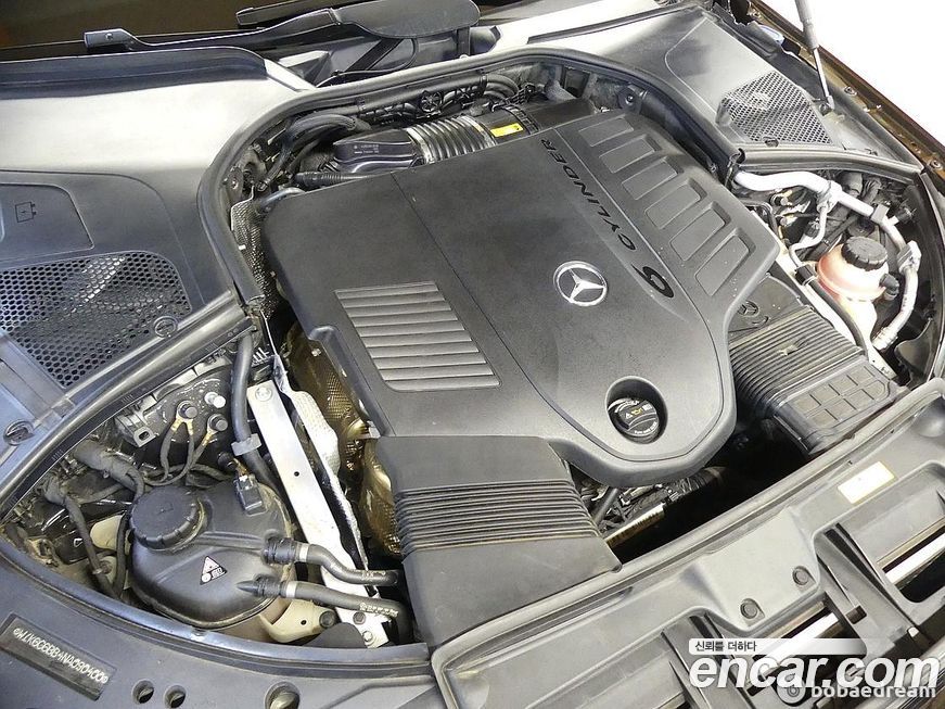 Mercedes-Benz S-Class 2022