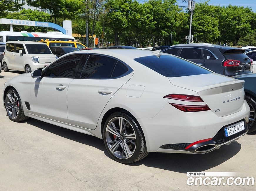 Genesis G70 2025