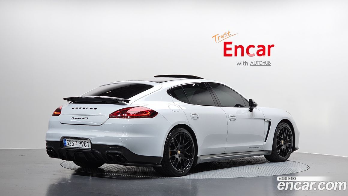 Porsche Panamera 2013