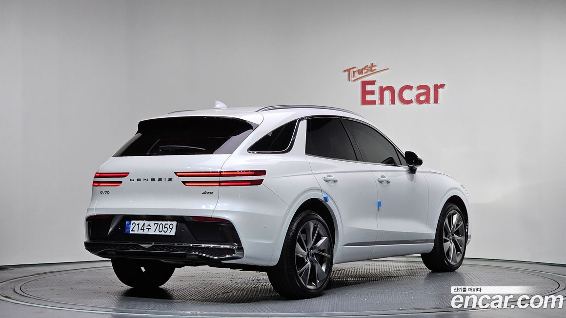 Genesis GV70 2025