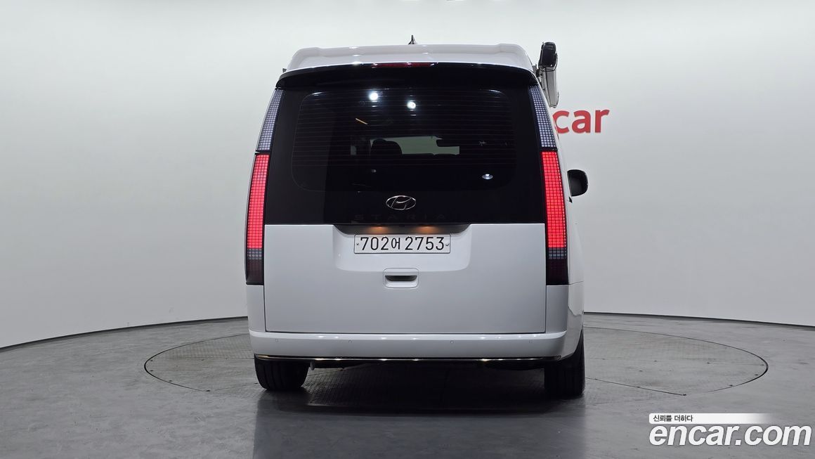 Hyundai Staria 2024