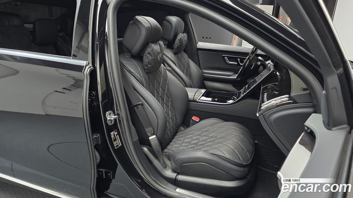 Mercedes-Benz S-Class 2021