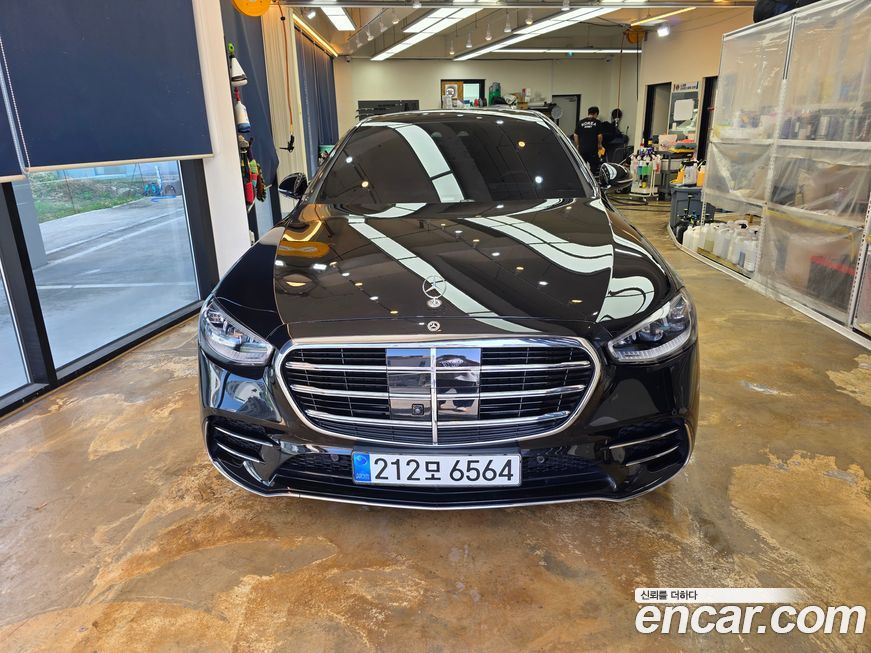 Mercedes-Benz S-Class 2022