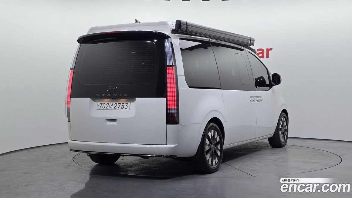 Hyundai Staria 2024