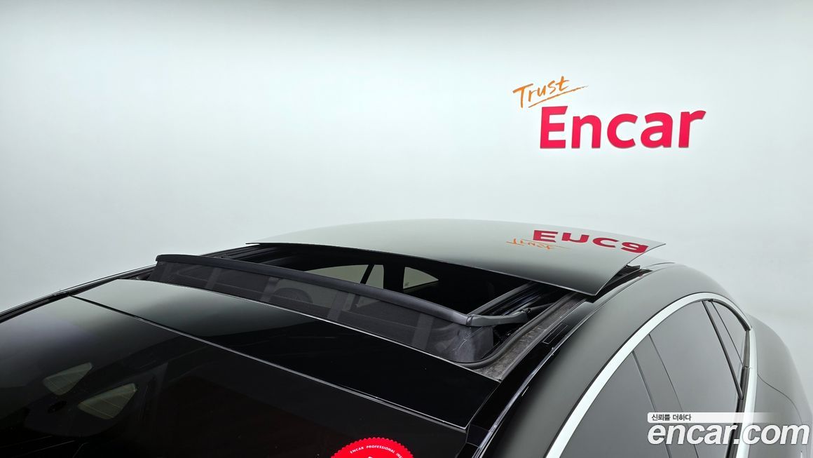 Mercedes-Benz EQS 2023