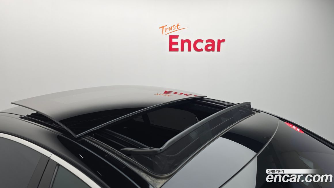 Mercedes-Benz S-Class 2021