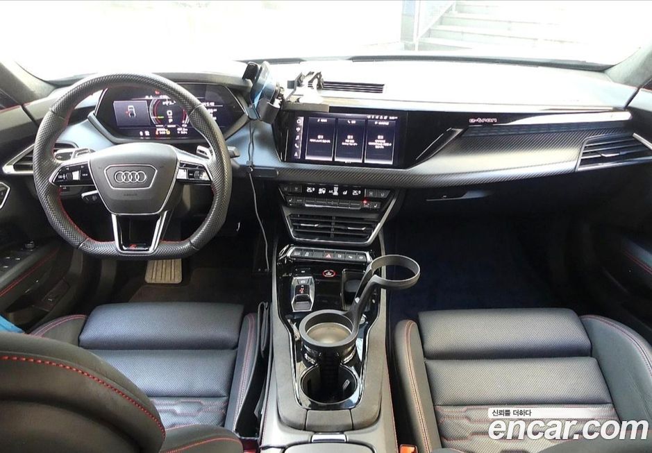 Audi RS e-tron GT 2022