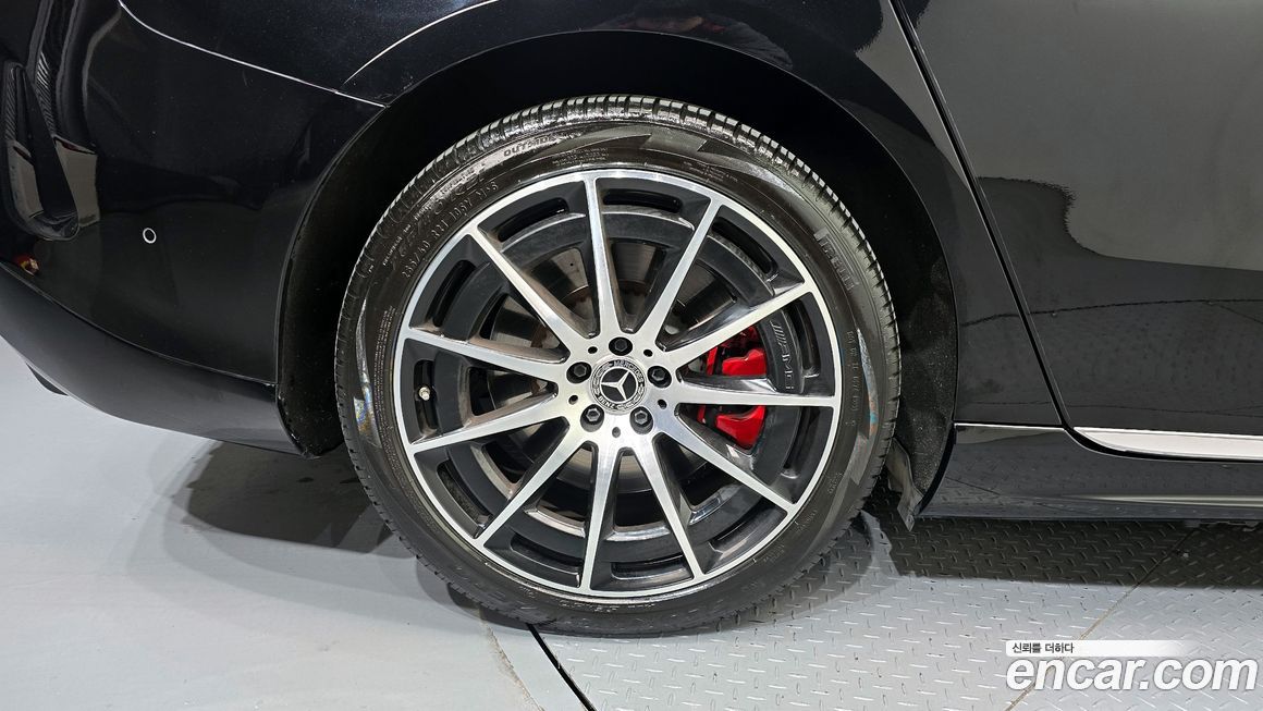 Mercedes-Benz EQS 2023