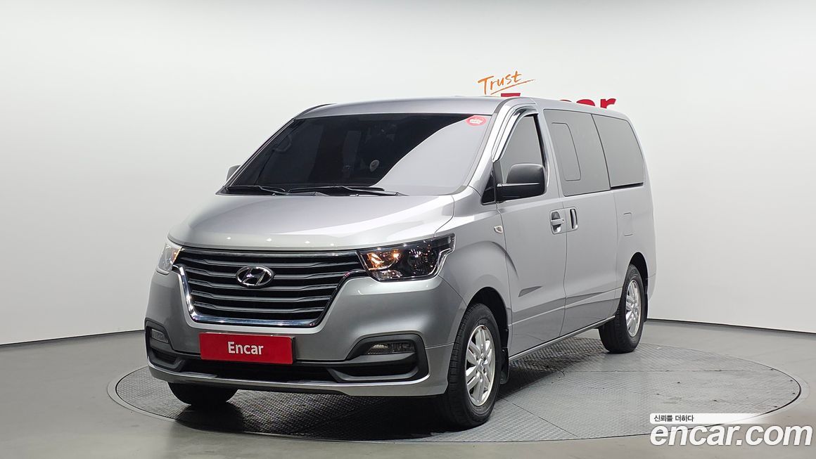 Hyundai Starex 2019