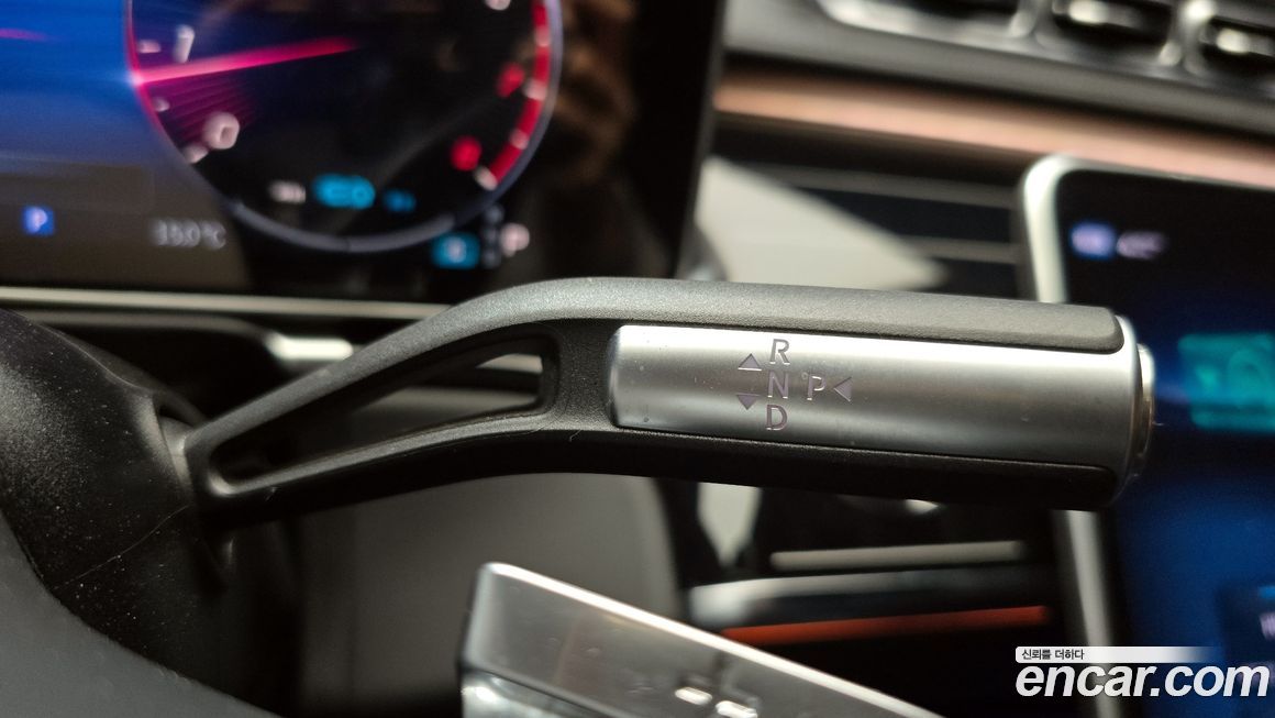 Mercedes-Benz S-Class 2022