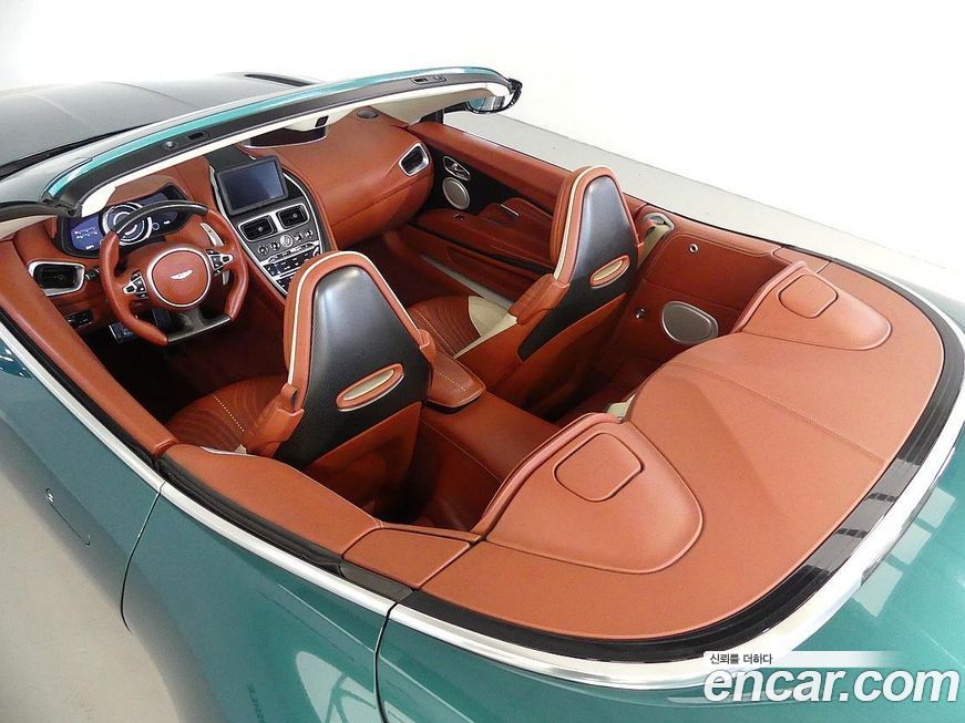 Astonmartin DB11 2023