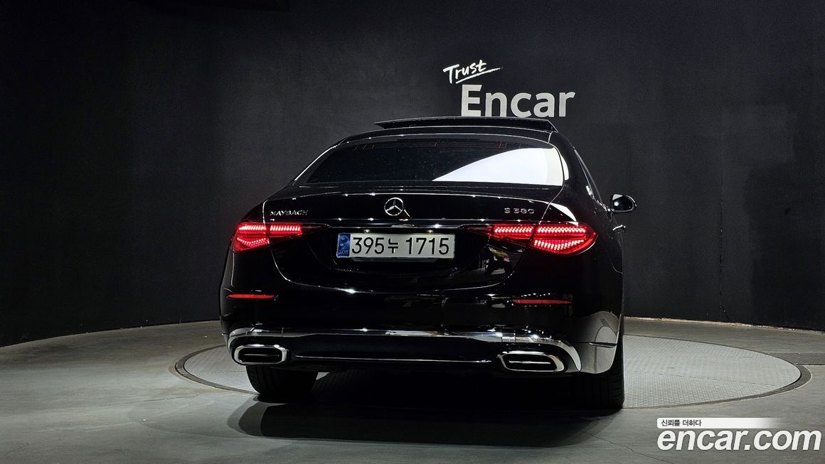 Mercedes-Benz S-Class 2022