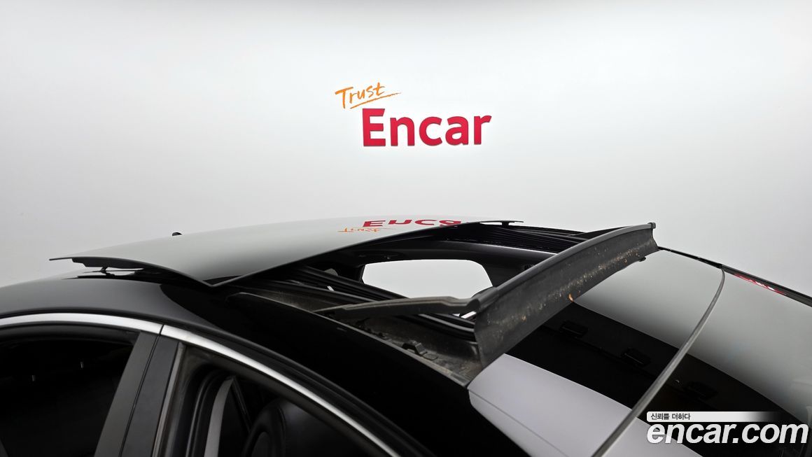 Hyundai Grandeur 2015