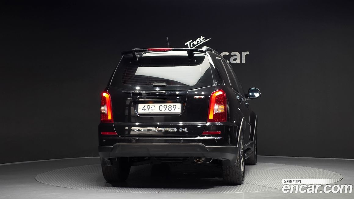 KG_Mobility_Ssangyong Rexton 2016