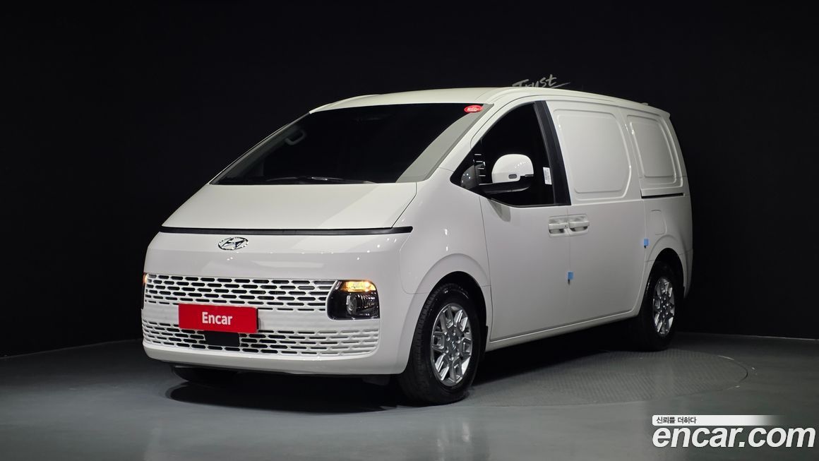 Hyundai Staria 2024