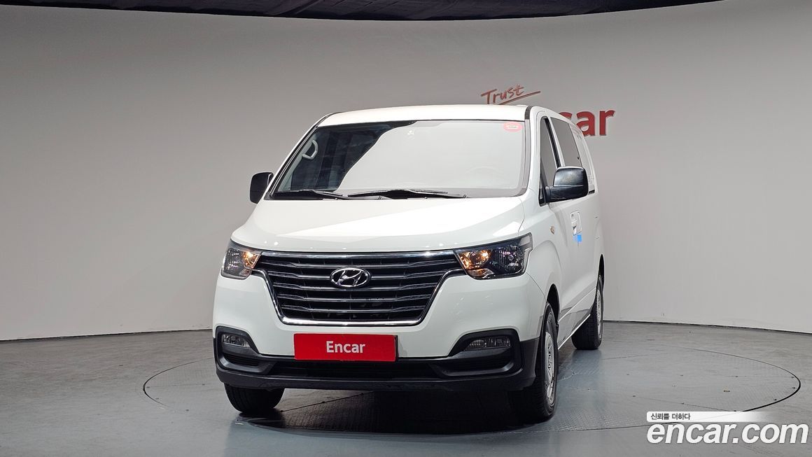 Hyundai Starex 2019