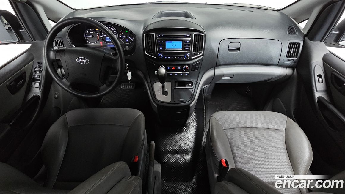 Hyundai Starex 2019