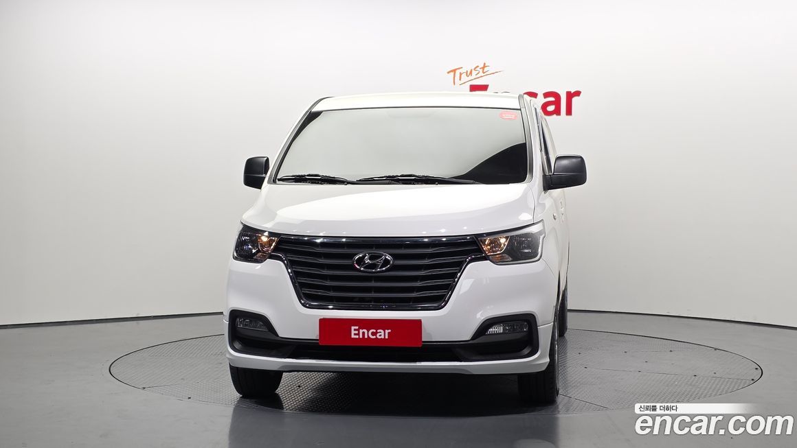 Hyundai Starex 2021