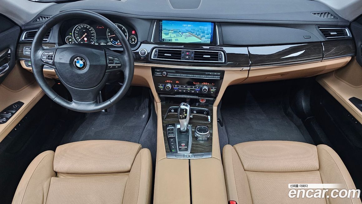 BMW 7-Series 2014