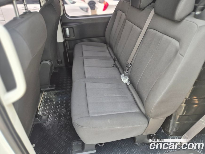 Hyundai Staria 2022