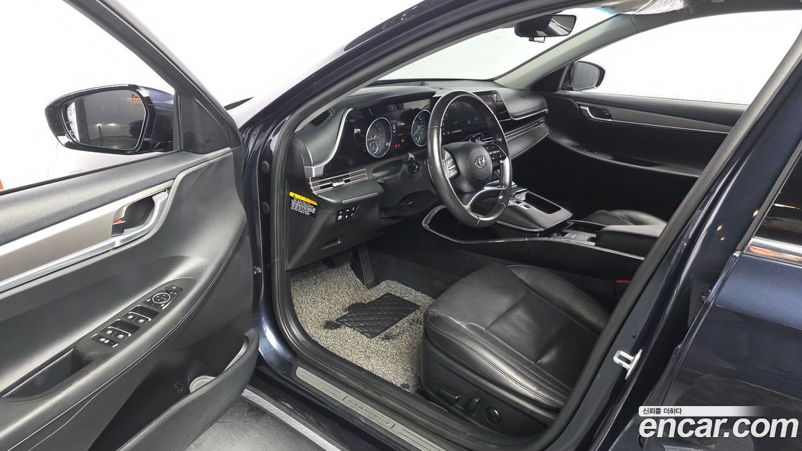 Hyundai Grandeur 2020