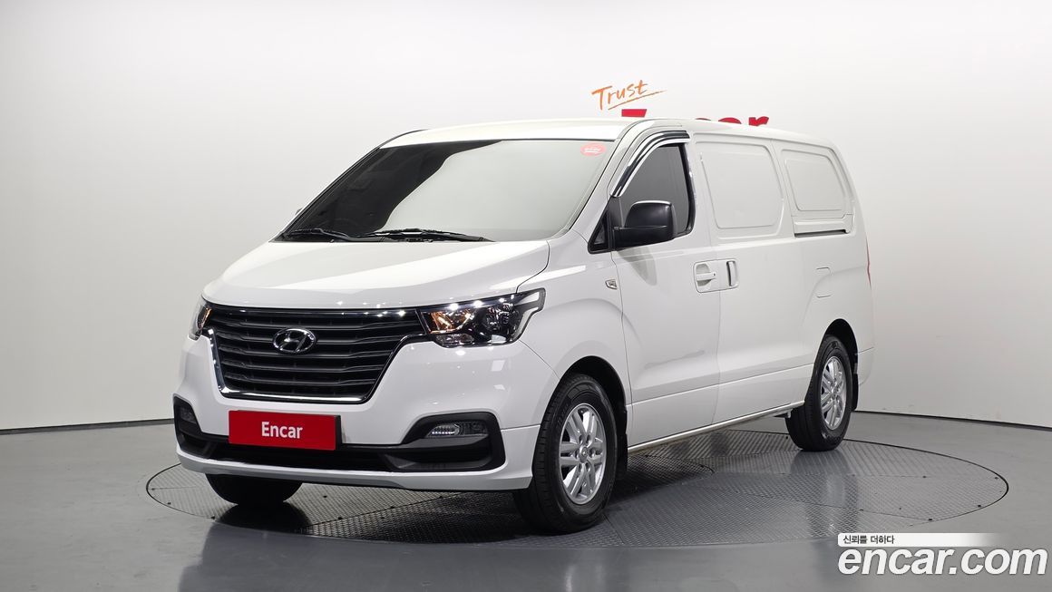 Hyundai Starex 2021