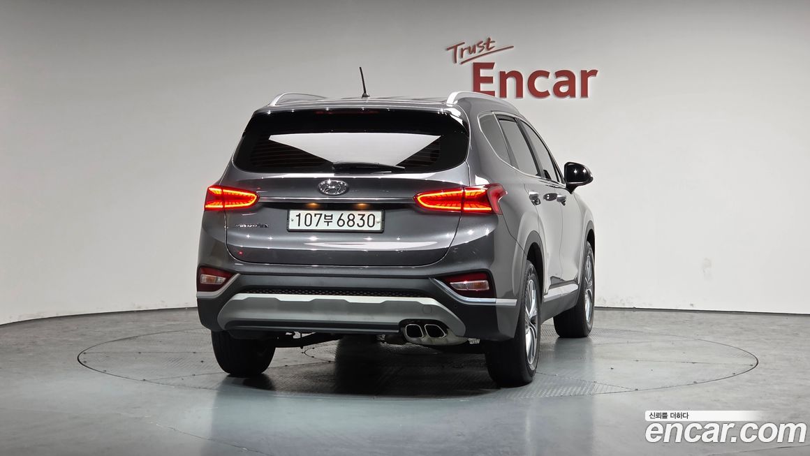 Hyundai Santafe 2020