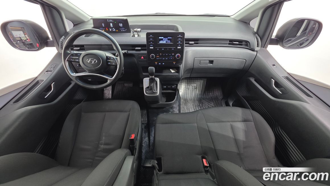 Hyundai Staria 2022