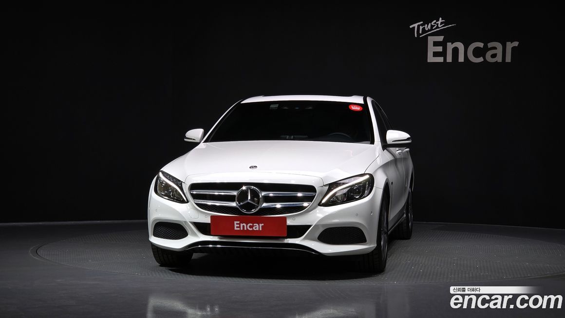 Mercedes-Benz C-Class 2018